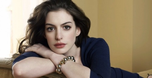 anne-hathaway-the-lifeboat